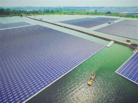 三峡新能源淮南水面漂浮式光伏电站：打造水面光伏技术创新新样本-太阳能光伏支架网