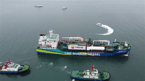 华南首个！国际航行船舶LNG燃料船加注在盐田港完成
