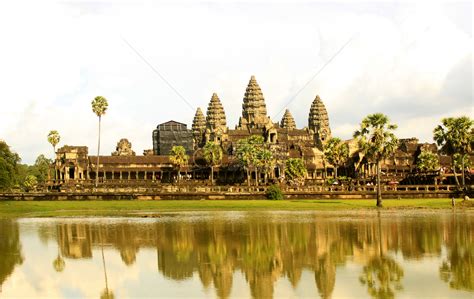 柬埔寨．金边一日游｜给第一次去柬埔寨的你_柬埔寨旅游攻略_欣欣旅游网