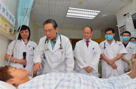钟南山团队发布老年人防范新冠肺炎指南 - CHINA AID