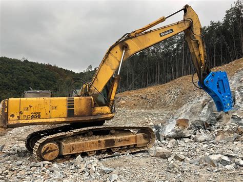 破碎挖掘一体机-郓城隆祥矿山机械有限公司