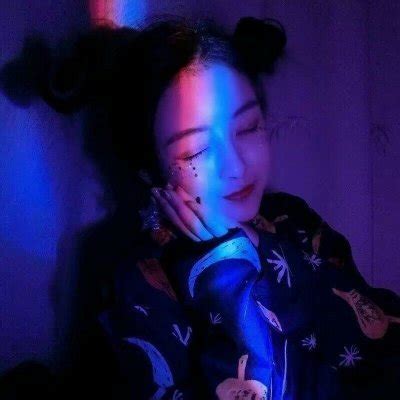 彩虹非主流笑脸头像
