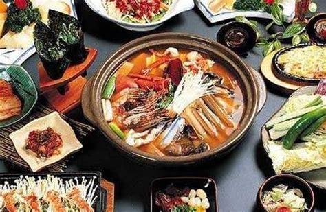 韩国饮食文化：生菜包肉的食用习惯_影视游网_影视旅游