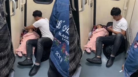 爸爸抱熟睡女儿坐地铁，一路无人让座，他的举动让人泪目_公交车上一个抱孩子的母亲无人让座 - 育儿指南