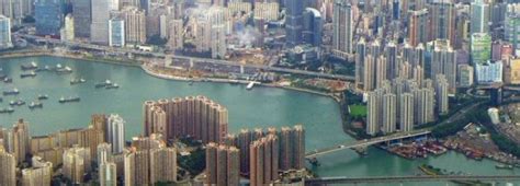 历史上的今天8月2日_1972年香港海底隧道启用，象征香港岛与九龙半岛连成一体。