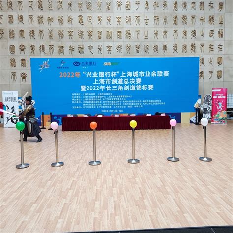 长宁区开展“3·15国际消费者权益日”大型宣传咨询服务活动