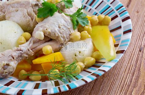 Tajineelbesbes马格里布鸡肉开胃菜配蔬非洲传统的阿尔及利亚高清图片下载-正版图片307524892-摄图网