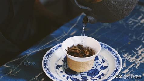 关于茶的好笑的梗,有文化的人喝茶段子,喝茶的幽默说说_大山谷图库