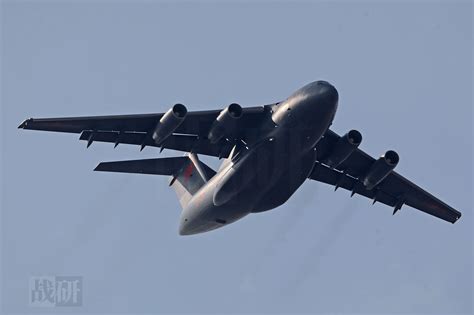 运-20大型军用运输机是频繁亮相，近日又前往巴基斯坦执行任务。