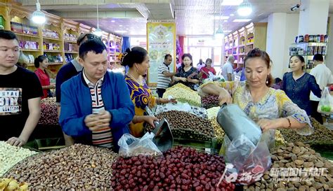新疆首家无人超市开业一周：每天上千人来逛，多家超市想加盟