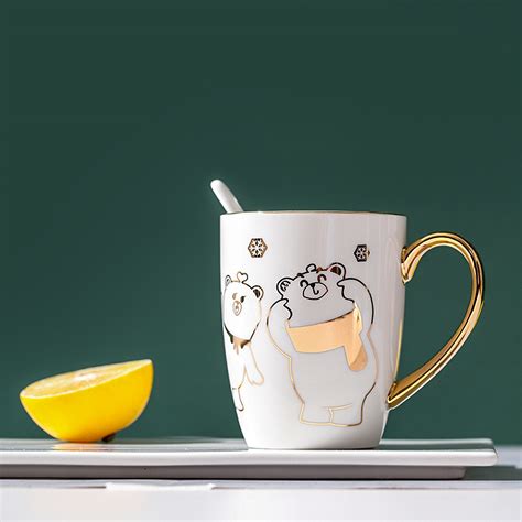 创意陶瓷杯子姓氏字母马克杯个性潮流咖啡杯带盖勺女水杯家用茶杯-阿里巴巴