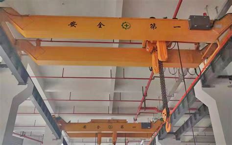 单梁桥式起重机-信华重工（上海）有限公司