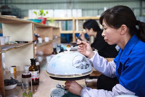 江苏高淳陶瓷用60年匠心打造当代国瓷之“重器”_县域经济网