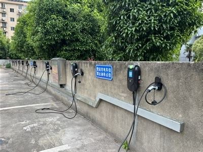 湖北巴东整县电动汽车项目首座新能源汽车充电站正式运营-充电站--国际充换电网