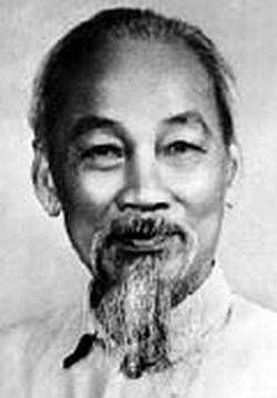 胡志明抗法救国时期罕见旧照，为越南奉献一生被称为越南人的国父
