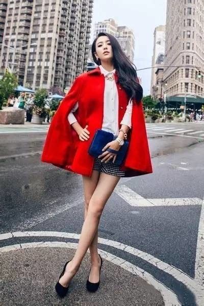 红色斗篷图片