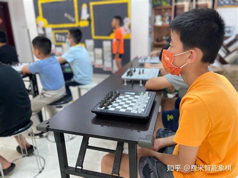 费米L6国际象棋智能棋盘：可以是教学用具，也可以是棋伴儿 - 知乎