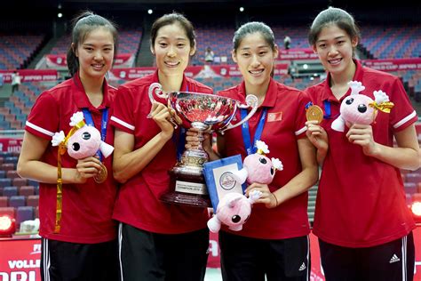 中国女排大运第七冠！3比0战胜日本队靠实力也靠意志，两局比分都是29比27_凤凰网