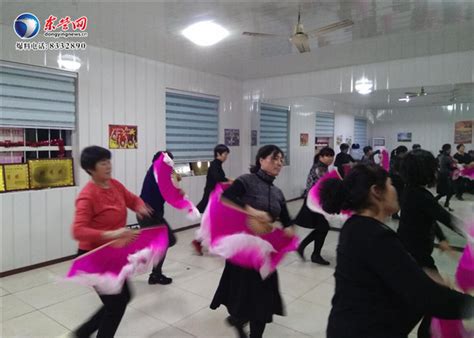 垦利区大李呈村舞蹈队舞出美好未来 跳出幸福生活-新闻中心-东营网