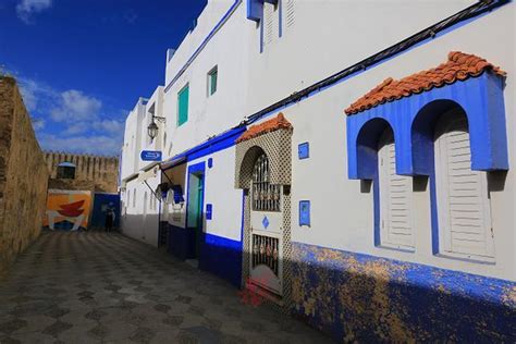 【摩洛哥】非洲西北偏北的蓝色海洋，艾西拉小镇的壁画艺术|艾西拉|小镇|壁画_新浪新闻