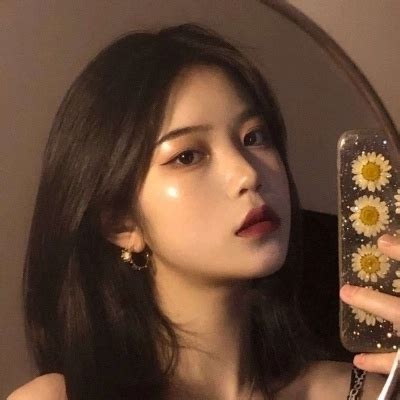 干净温柔系女生头像
