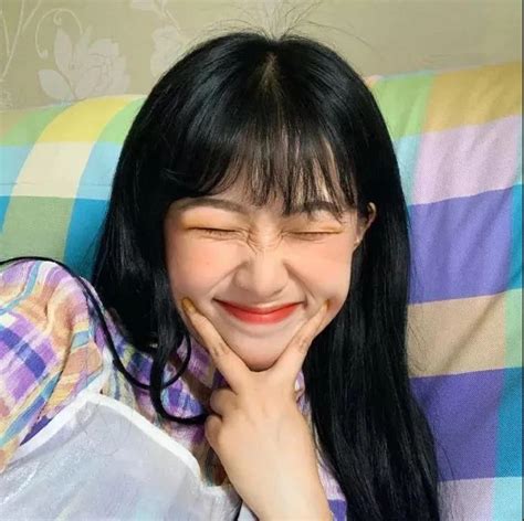 初恋甜美女生图片头像