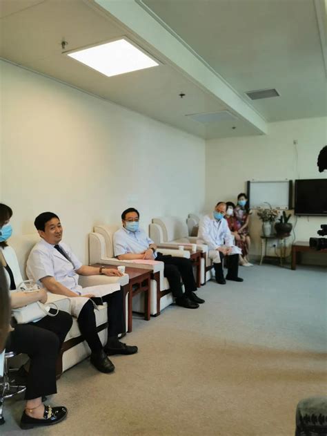 虞城县人民医院体检中心赴郑州大学第一附属医院健康管理中心考察、交流