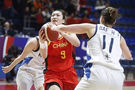 100分！中国女篮交出满分答卷 赛场上的这个细节让人感动