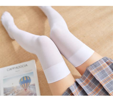 制服纯色小腿袜 长筒及膝袜 日本日系中筒袜 天鹅绒白黑 学生袜-阿里巴巴