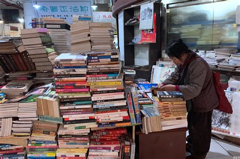 旧书循环利用卖书活动——“二手书跳蚤市场”