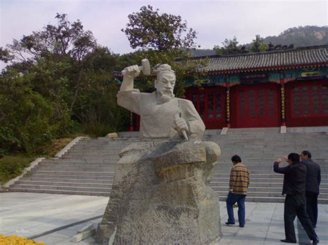 历史人物你知道中国建筑的鼻祖是谁吗？他发明那些东西你知道吗？