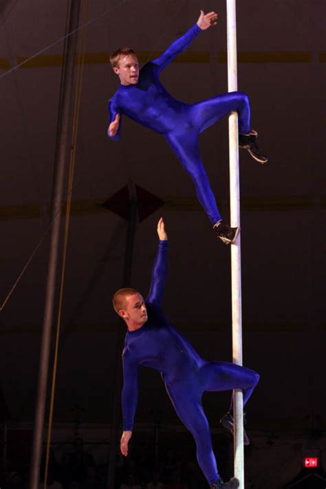Acrobats in Dubai | Acrobats in Abu Dhabi by UAE Entertainers