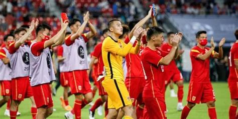 连续完败警醒国足 中日韩足球的实力差距到底有多大？|界面新闻 · 体育