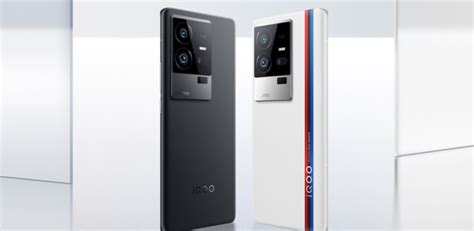 iQOO手机怎么样 iQOO 11 Pro 赛道版真机上手图 配置真不错_什么值得买