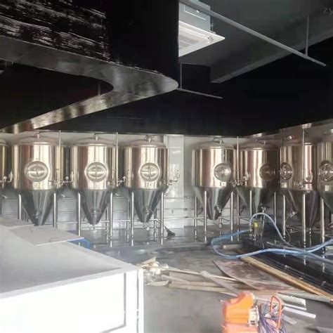 精酿啤酒设备之发酵过程 - 公司新闻 - 山东豪鲁啤酒设备有限公司