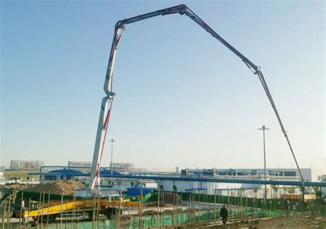 逐“绿”前行 | 徐工混凝土机械助推乌海低碳产业园建设_铁甲工程机械网