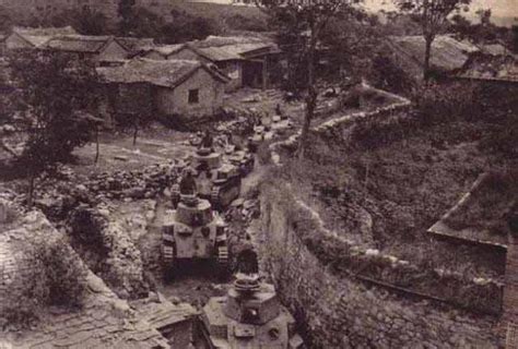 14张老照片 直击抗战时期日本鬼子进村扫荡无恶不作的真实状况