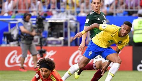 世界杯巴西VS塞尔维亚：内马尔领衔4前锋首发 弗拉霍维奇替补