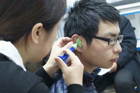 北京市残疾人联合会-北京市彩票公益金贫困成年听力残疾人（助听器）康复项目测听取模工作在房山区举行