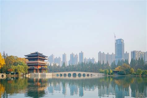 芜湖三山经济开发区举行2023年第二季度招商项目集中开工和集中签约活动 - 安徽产业网