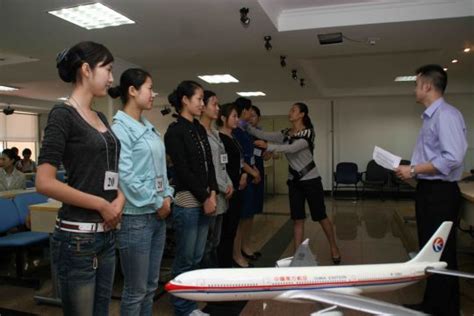 厦门航空首次台湾招聘空姐 引来2300人现场报名 - 航空要闻 - 航空圈——航空信息、大数据平台