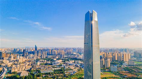 武汉城市建筑晴天建筑高楼航拍摄影图配图高清摄影大图-千库网