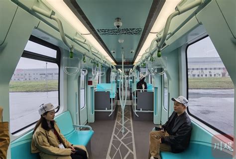 宜宾智轨T1线12月5日开始全线开放试乘体验