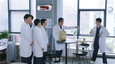 杜淳陪王灿产检，却因置身之外的态度，遭医生含沙射影的讽刺_腾讯视频