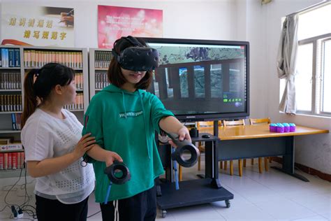 重点单位专访（三）震旦学院：首次尝试开设VR专业，以实战项目锻炼学生水平 VRPinea