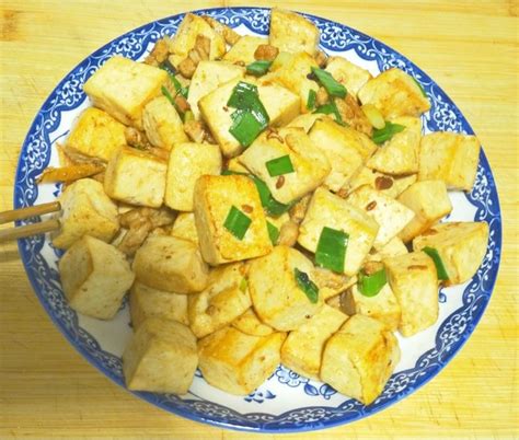 【家常豆腐的做法步骤图，家常豆腐怎么做好吃】ying996_下厨房