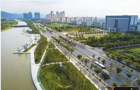 慈溪日报数字报刊平台-滨海经济开发区（龙山镇）推进工业特色型美丽城镇建设