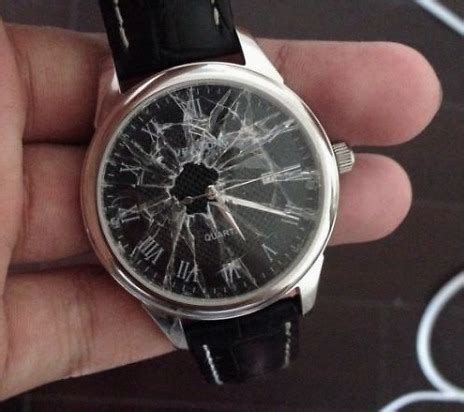 手表镜面破碎如何处理？__凤凰网