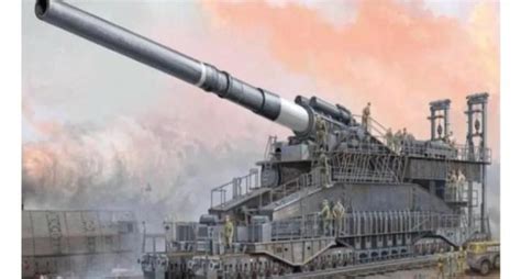 203毫米巨炮再上战场，东乌民兵的古董武器，年近百岁的B4榴弹炮