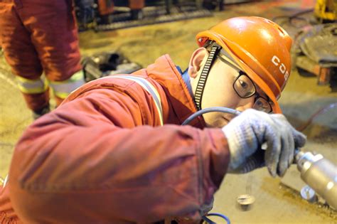 中国海油自研垂直导向钻井技术在渤海油田深探井首次应用成功